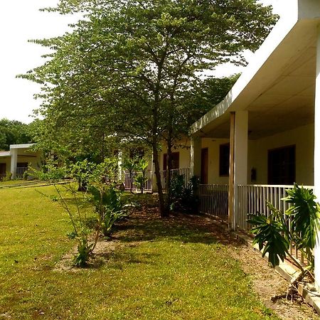 Hotel Villas Magen El Remate Buitenkant foto