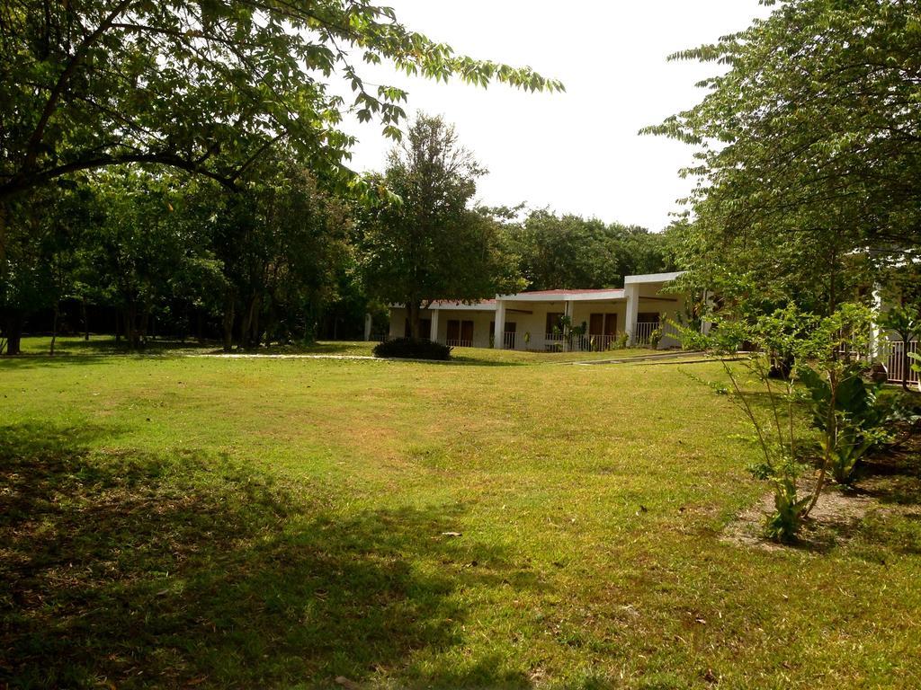 Hotel Villas Magen El Remate Buitenkant foto